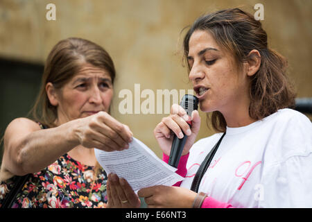 Londres, Royaume-Uni. 16e Août, 2014. Manifestation devant l'AC contre l'État islamique de la BBC de massacres et des Yézidis kurdes. Crédit : Guy Josse/Alamy Live News Banque D'Images