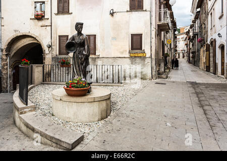 L'ancien village de Scanno Banque D'Images