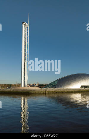 Glasgow Science Centre et tour. Banque D'Images