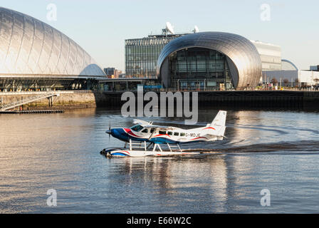 Seaplane à Glasgow Science Centre. Banque D'Images