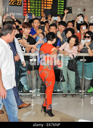 Séoul, Corée du Sud. 15 août 2014. La chanteuse Lady GAGA arrive à l'aéroport international de Gimpo à Séoul, Corée du Sud le 15 août 2014. Credit : AFLO/Alamy Live News Banque D'Images