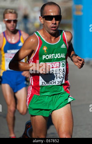 Zurich, Suisse. 17 août, 2014. Hermano Ferreira (POR) sur la voie difficile et escarpé du marathon masculin à l'European Athletics Championship 2014 à Zurich, Suisse. Crédit : Erik Tham/Alamy Live News Banque D'Images