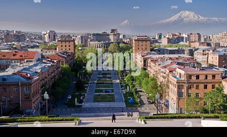 Voir d'Erevan et le mont Ararat Arménie de la Cascade Banque D'Images