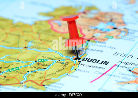 Dublin sur une carte de l'Europe Banque D'Images