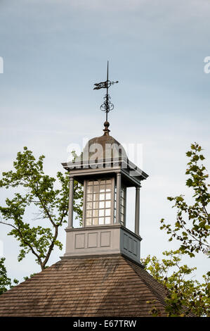 Coupole au coucher du soleil, les marchands Square, Colonial Williamsburg, Virginie Banque D'Images