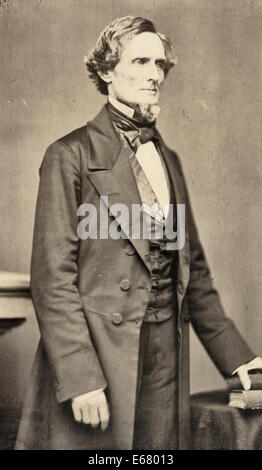 Jefferson Davis, trois-quarts portrait, faisant face à droite, vers 1860 Banque D'Images