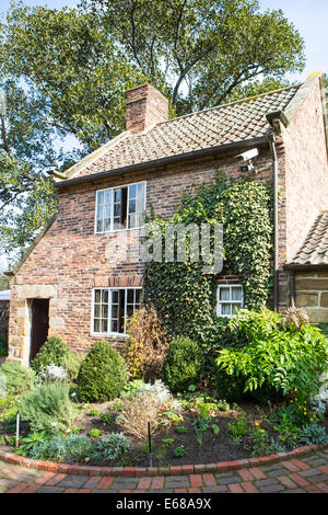 Cook's Cottage dans les jardins Fitzroy à Melbourne, Australie, le plus vieux bâtiment dans le pays construit par les parents de la famo Banque D'Images