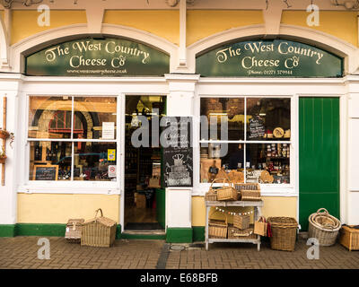 Boutique des fromages de spécialité, les bouchers rangée, Barnstaple, Devon Banque D'Images