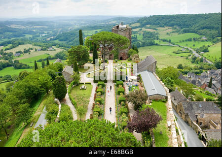 Le village de Turenne dans le district Dordogne en France Banque D'Images