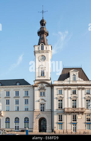 La façade de l'ancien hôtel de ville de Varsovie. Dans les ruines de la Seconde Guerre mondiale. Reconstruit en 1989. Banque D'Images