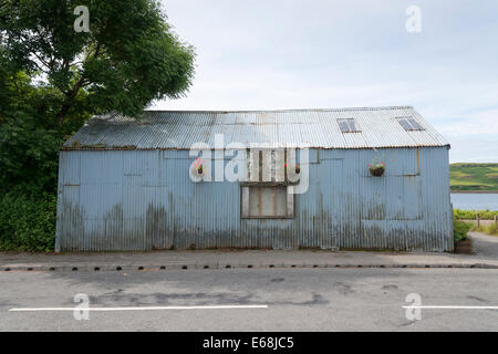 Le secteur des fruits et légumes ou jardiniers shop à Dunvegan, Isle of Skye situé dans un ancien hangar Banque D'Images