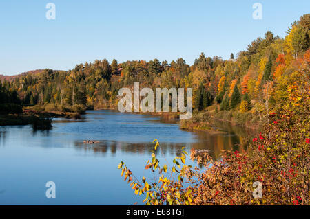 Sainte Adèle Laurentides beau décor de l'automne Banque D'Images