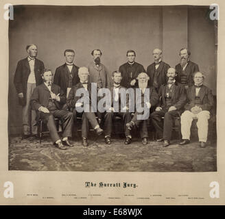 L'Surratt Jury - 12 hommes jurés au procès de John H. Surratt. L'individu les jurés sont identifiées par leur nom en dessous de l'image. 1867 Banque D'Images