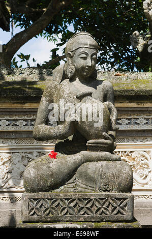Statue en pierre de Bali, Ubud, Bali, Indonésie Banque D'Images