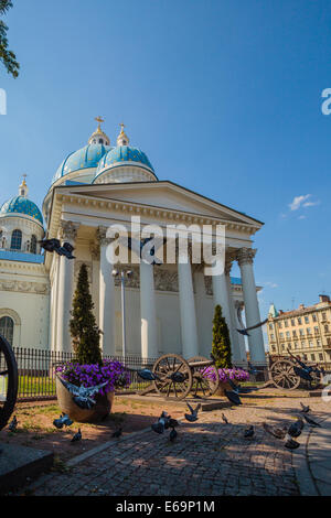 Cathédrale de la Trinité, Saint Petersburg parfois appelée la cathédrale Troitsky, à Saint Petersburg, Russie, est un exemple de t Banque D'Images