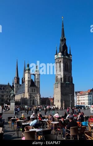 Halle Marktkirche Marktplatz Roter Turm Händel Denkmal Banque D'Images