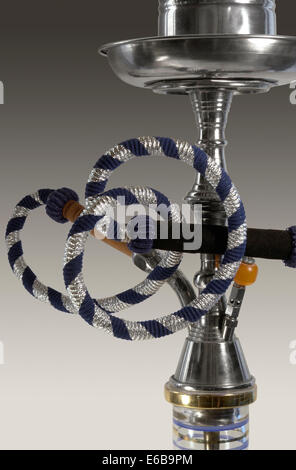 La photographie de studio d'une shisha détail au gradient gris retour Banque D'Images