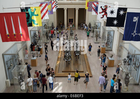 L'Emma et Georgina Bloomberg , Cour d'armes et le Metropolitan Museum of Art, NEW YORK Banque D'Images