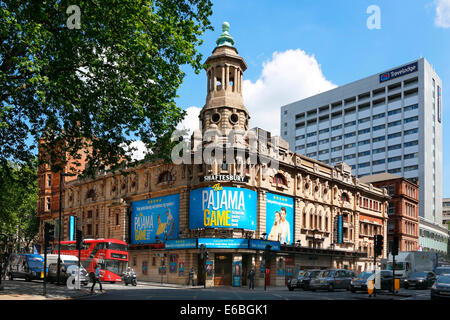 Lettonie Grande-bretagne Londres Shaftesbury Ave Banque D'Images