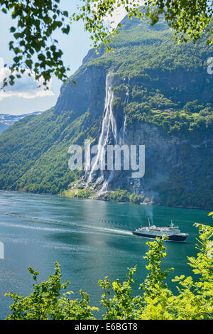 Sept Sœurs cascade dans le Geirangerfjord, Norvège Banque D'Images