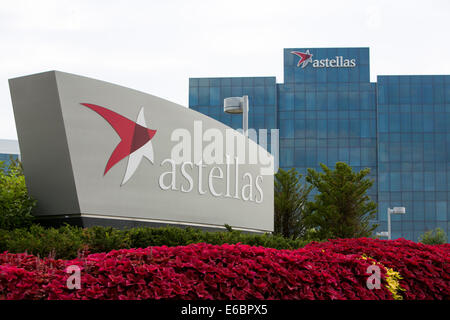 Le quartier général d'Astellas Pharma US, Inc., dans la région de Northbrook, Illinois. Banque D'Images