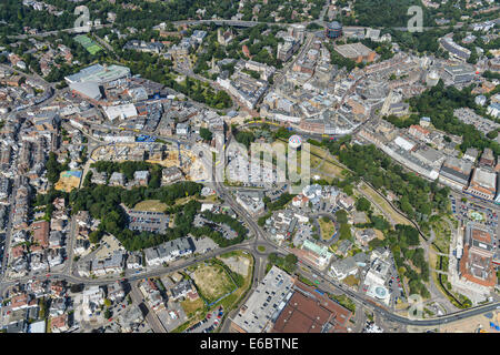 Une vue aérienne de la partie inférieure des jardins et environnement immédiat à Bournemouth Banque D'Images