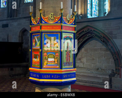 Pilier de la cathédrale de Hereford, Herefordshire, Angleterre, Royaume-Uni Banque D'Images