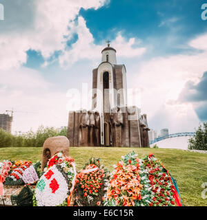 MINSK - 2 juin : 'Île des larmes' ('Île de courage et de douleur', Ostrov Slyoz) - un mémorial dédié à la soldat biélorusse Banque D'Images