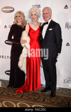 La Drama League's 30ème célébration musical de Broadway' Hommage à Neil Patrick Harris qui a eu lieu à l'Hôtel Pierre comprend : Judith Light,Jano Herbosch,Tim Gunn Où : New York, New York, United States Quand : 03 Mars 2014 Banque D'Images