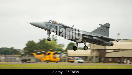 Royal International Air Tattoo 2014, armée de l'air suédoise Saab JAS 39C Grip Pen Banque D'Images