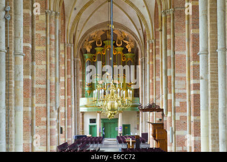 Intérieur de l'église Lebuinus à Deventer, Pays-Bas Banque D'Images