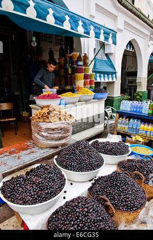 Moulay Idris Village,Ville,Ancienne colonie juive,boutiques,près de la Ruine,ville romaine de Volubillis,Maroc Banque D'Images