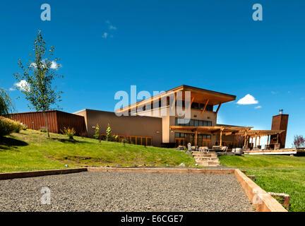 USA, Washington, Walla Walla. Matin sur Winery Expédié sous dans Walla Walla et sa cour de boules lyonnaises. Banque D'Images