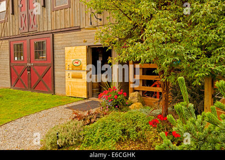 USA, Washington, l'île de Whidbey. Cave et vignoble sur l'île de Whidbey. Banque D'Images