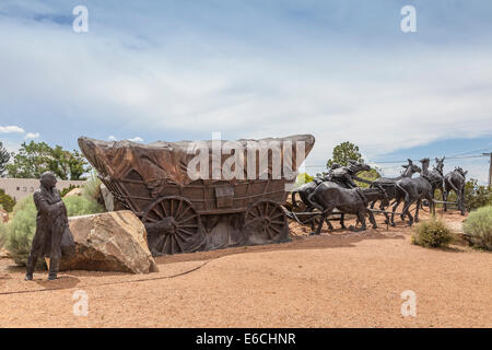 Art et Architecture à Santa Fe, Nouveau Mexique. "Santa Fe Trail' hommage et Memorial. Banque D'Images