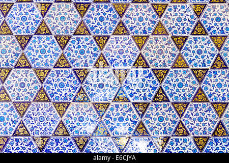 Carreaux bleu fait main le palais de Topkapi Banque D'Images