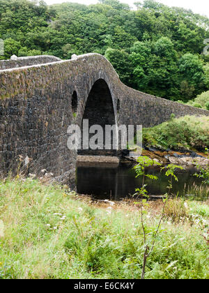 Clachan Bridge (Pont sur l'Atlantique), à l'île de Seil, Ecosse Banque D'Images