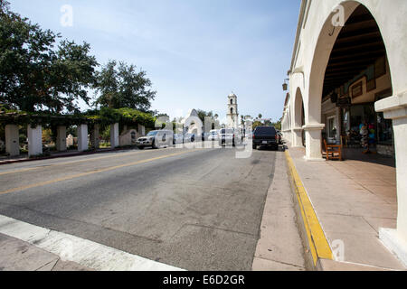 Ojai, Californie, USA l'Arcade sur Ojai Ave. Banque D'Images