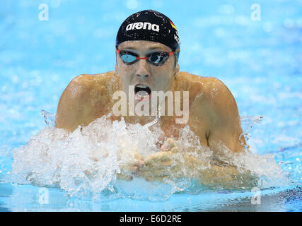 Berlin, Allemagne. 20e Août, 2014. Marco Koch de l'Allemagne en compétition dans l'épreuve du 200 m brasse à la 32e demi-finale du Championnat de natation 2014 européenne LEN au Velodrom à Berlin, Allemagne, 20 août 2014. Foto : Hannibal/dpa/Alamy Live News Banque D'Images