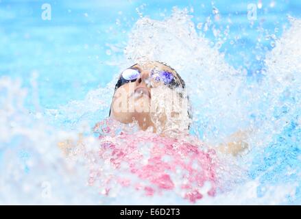 Berlin, Allemagne. 20e Août, 2014. Katinka Hosszu de la Hongrie participe à la women's 200m quatre nages à la 32e demi-finale du Championnat de natation 2014 européenne LEN au Velodrom à Berlin, Allemagne, 20 août 2014. Foto : Hannibal/dpa/Alamy Live News Banque D'Images