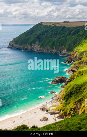 Donnant sur la plage de la baie de Lantic près de Cornwall England UK Europe Polruan Banque D'Images