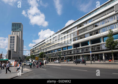 Vue extérieure du nouveau Bikini Berlin shopping mall à Berlin Allemagne Banque D'Images