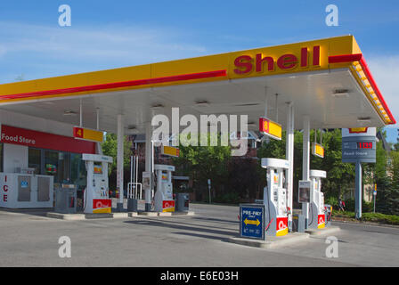 Station-service Shell Banque D'Images