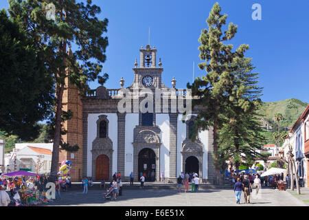 Marché du dimanche à la Basílica de Nuestra Señora del Pino, Teror, Gran Canaria, Îles Canaries, Espagne Banque D'Images