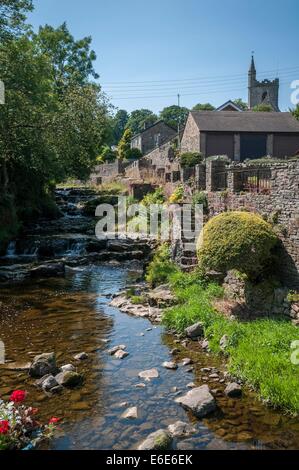 Hawes, Yorkshire du Nord. L'Angleterre. Gayle Beck. Banque D'Images