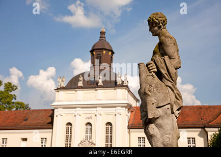 Statue au Palais de Köpenick à Köpenick, Berlin, Germany, Europe Banque D'Images
