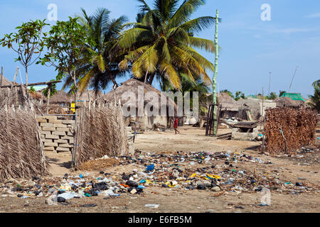 Ada Foah village de pêcheurs, d'Accra, Ghana, Afrique Banque D'Images