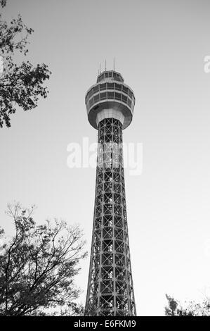 Yokohama Marine Tower, de Yamashita Koen (Yamashita Park) Banque D'Images