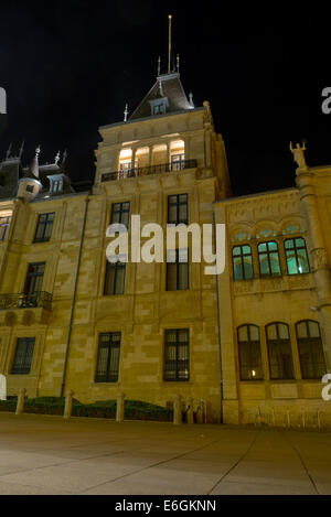 Palais Grand Ducal à Luxembourg en nuit Banque D'Images