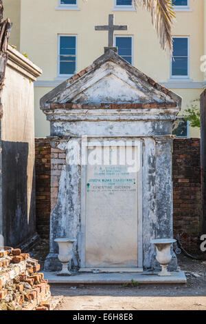 Au-dessus du sol dans des tombes du cimetière Saint-louis n° 1 à la Nouvelle-Orléans, Louisiane Banque D'Images